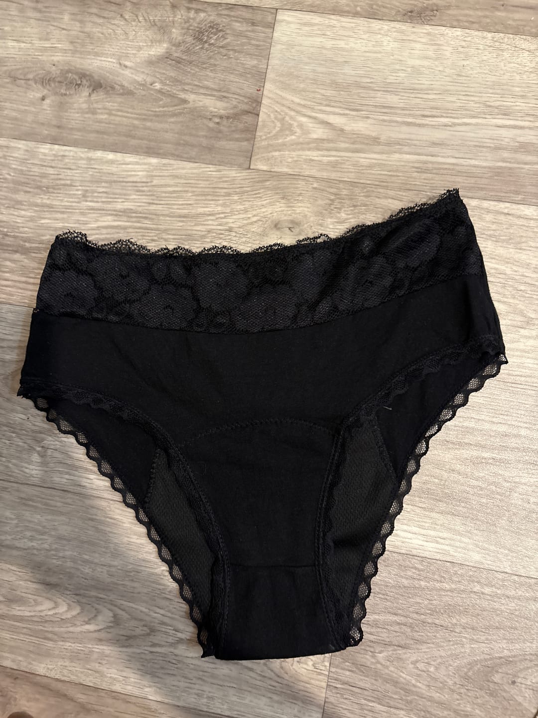 Customer photo review of Culotte Menstruelle Chloé (taille haute)
