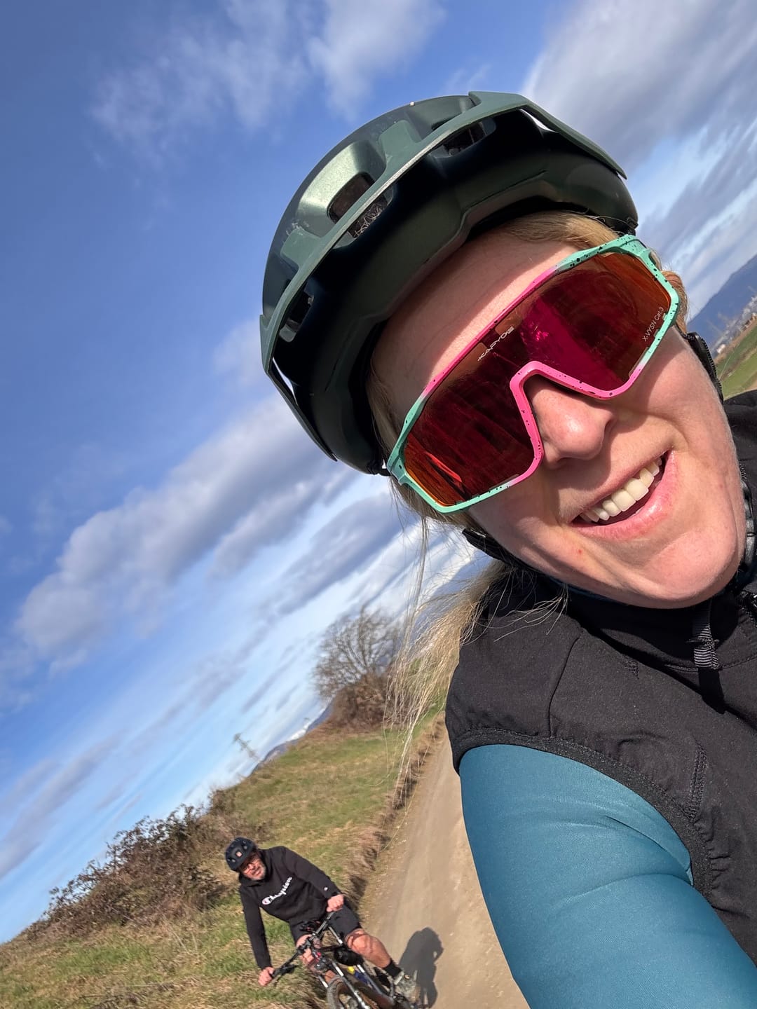Customer photo review of Kapvoe X76 Sports Sunglasses