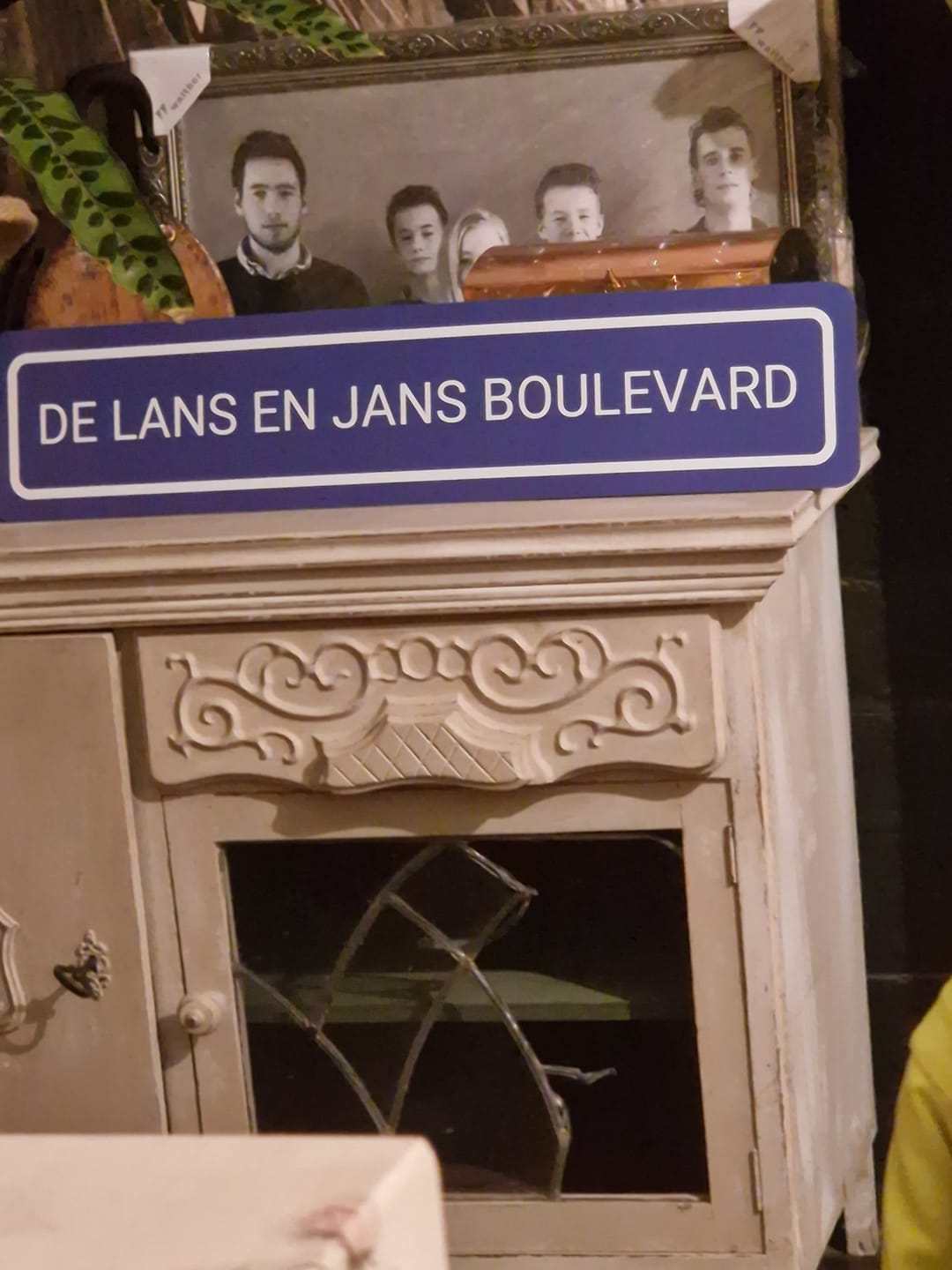 Customer photo review of Gepersonaliseerd straatnaambord met eigen tekst