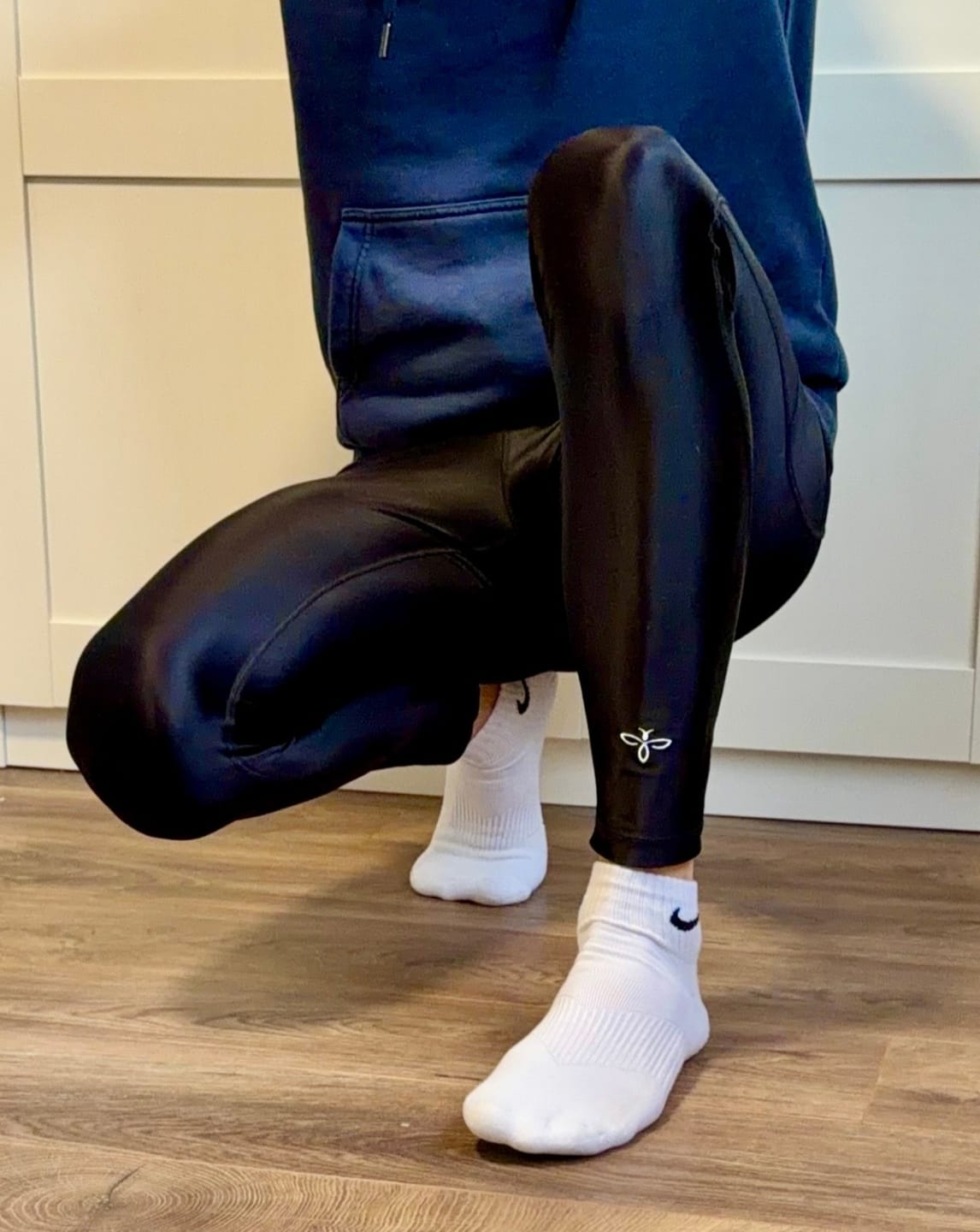 Customer photo review of Elegant Leggings shine men