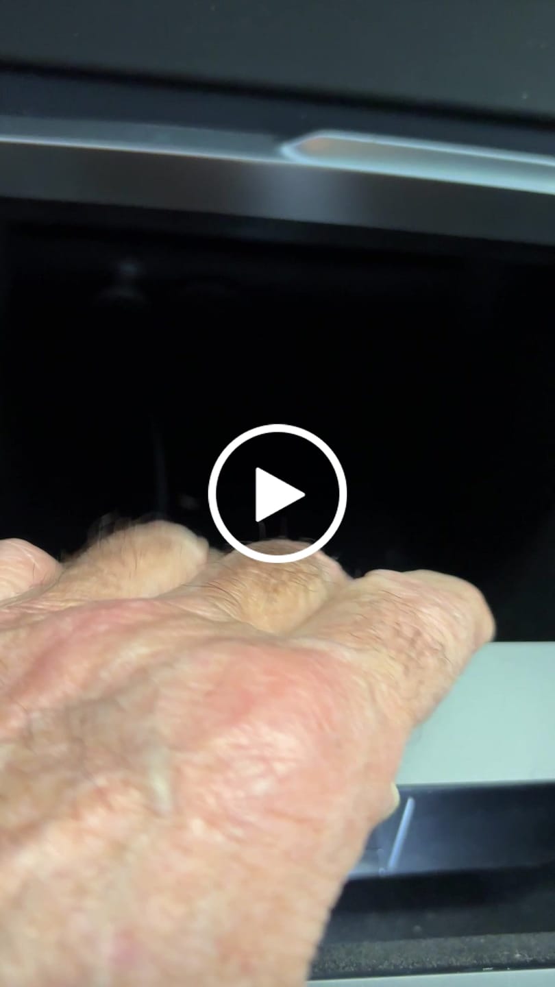Customer video review of Armrest Clear Storage Box/Center Console Clear Storage Drawer for Model 3 Highland 2024-2026/Model Y Juniper 2025-2026