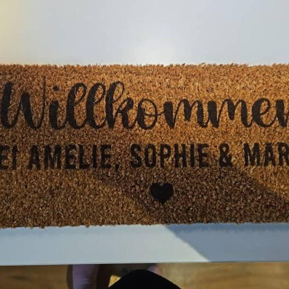 Customer photo review of Fußmatte aus Kokos personalisierbar – Pärchennamen Willkommen mit Herz