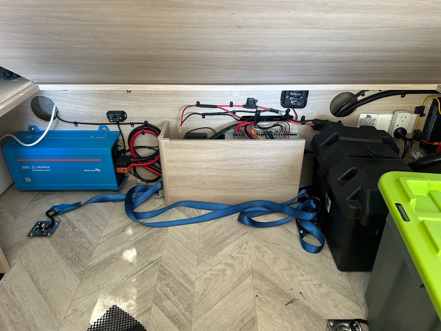 Customer photo review of Victron Phoenix Inverter VE.Direct 230V AU/NZ