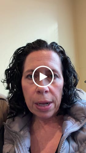 Customer video review of Besque® Magic Body Oil XL - 200ml