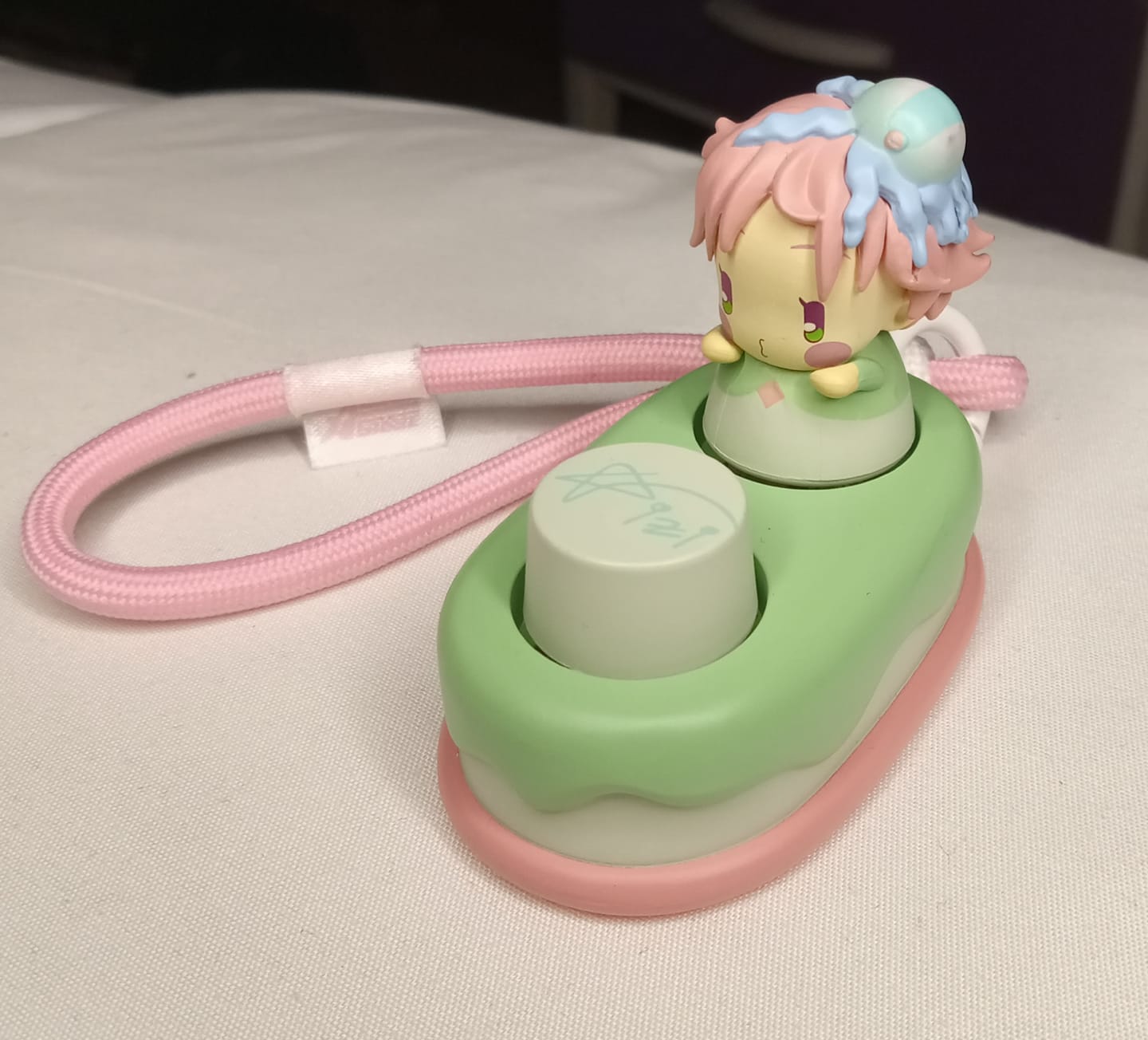 Customer photo review of Alien Stage Baby Series Mechanical Keycaps Blind Box