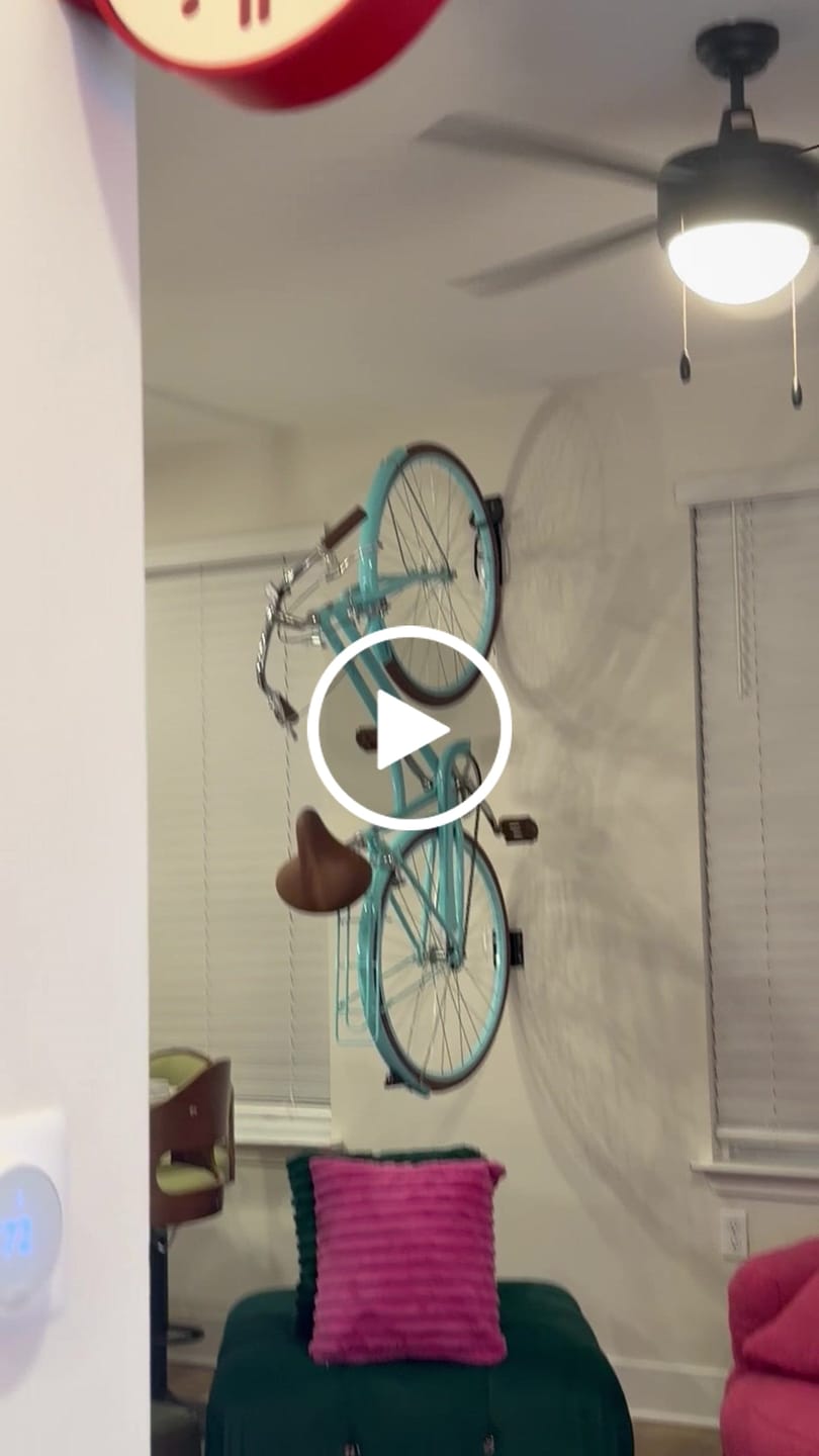 Customer video review of Corner View Double-Sided Clock