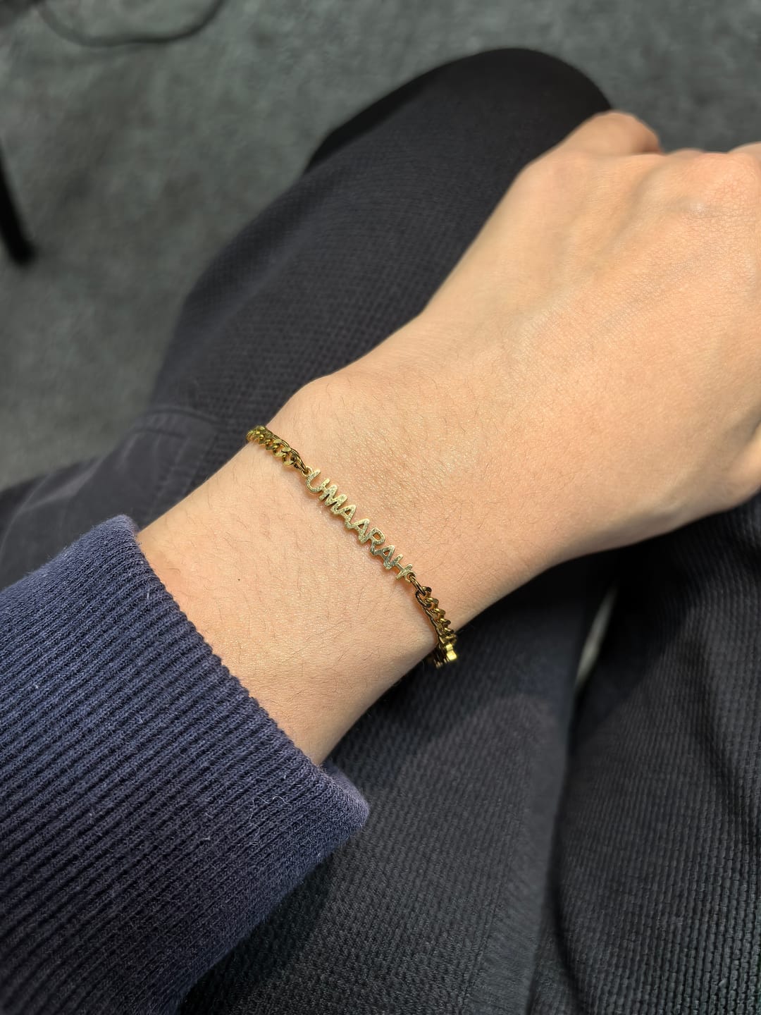 Customer photo review of Pulseira com Nome Personalizada