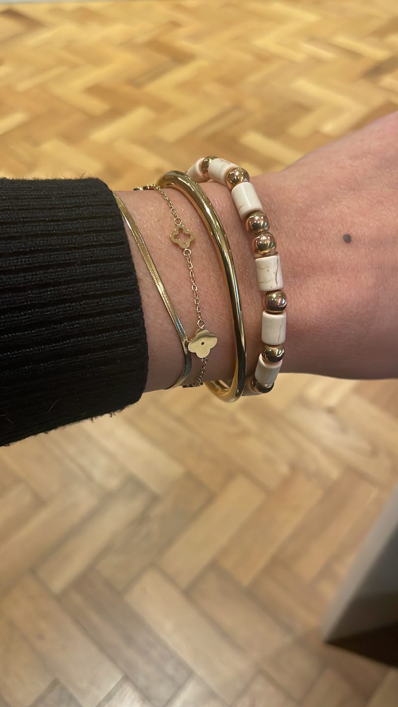 Customer photo review of Multi Clover Bracelet