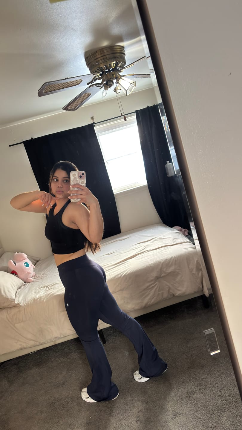 Customer photo review of W215 Vital Flare Pants