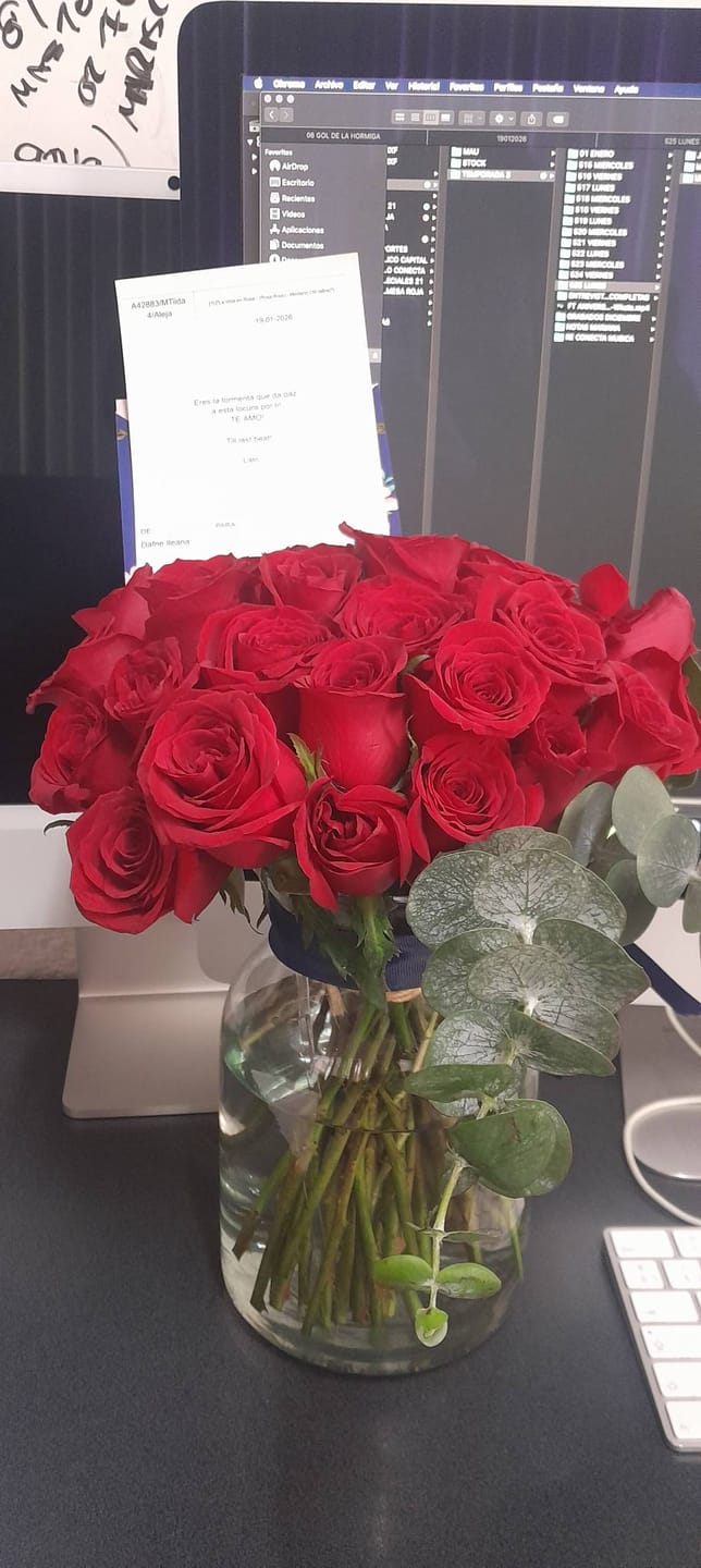 Customer photo review of La Vida en Rosa - (Rosa Roja)