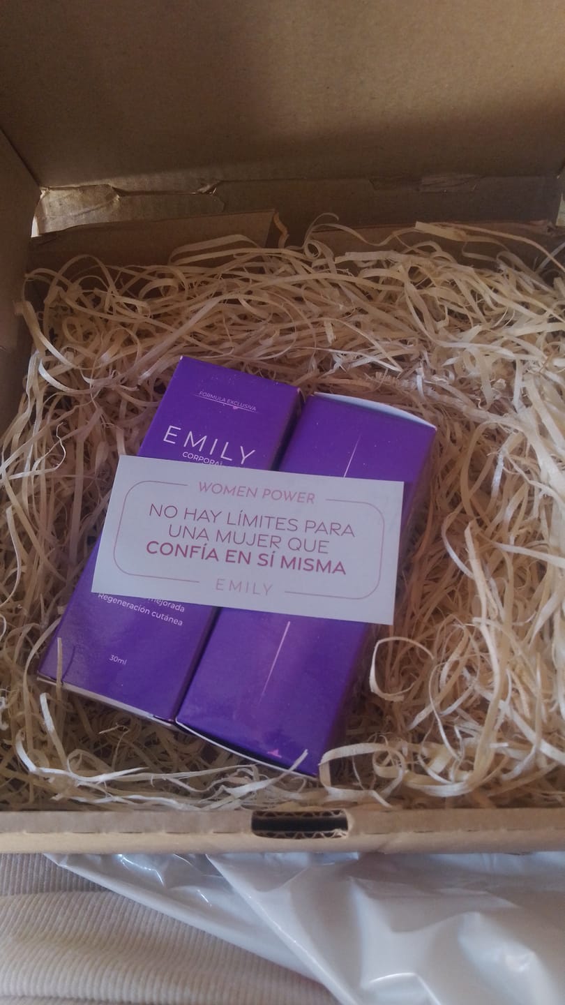 Customer photo review of Sérum Anti-Estrías con Ácido Hialurónico, Aloe Vera y Ortiga - 30 ml