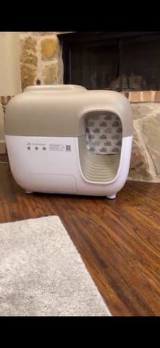 Customer photo review of Self-Cleaning Litter Box