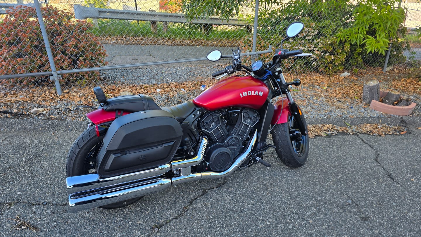 Customer photo review of 28L - Pantheon Medium Quick Mount Indian Scout Bobber Sixty Motorcycle Saddlebags
