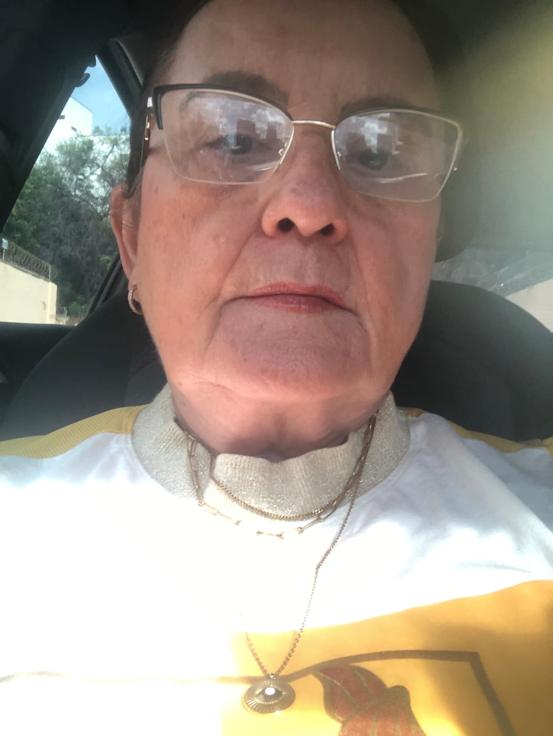 Customer photo review of Mix de Colares Cleópatra Banhado em Ouro 18K