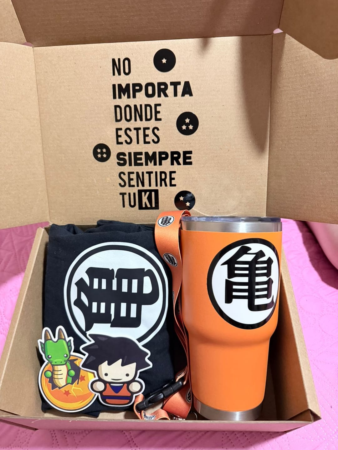 Customer photo review of DRAGON BALL CON TERMO SAN VALENTÍN