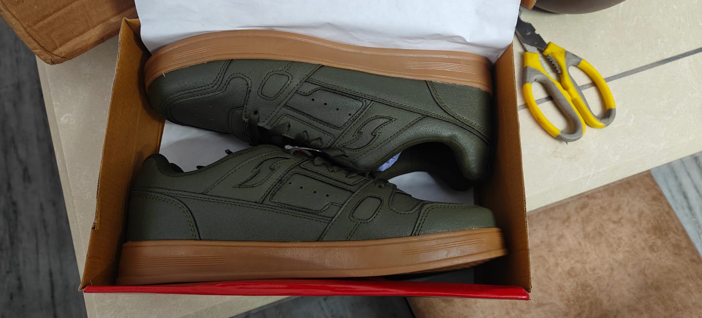 Customer photo review of ASTRID Hunter Green