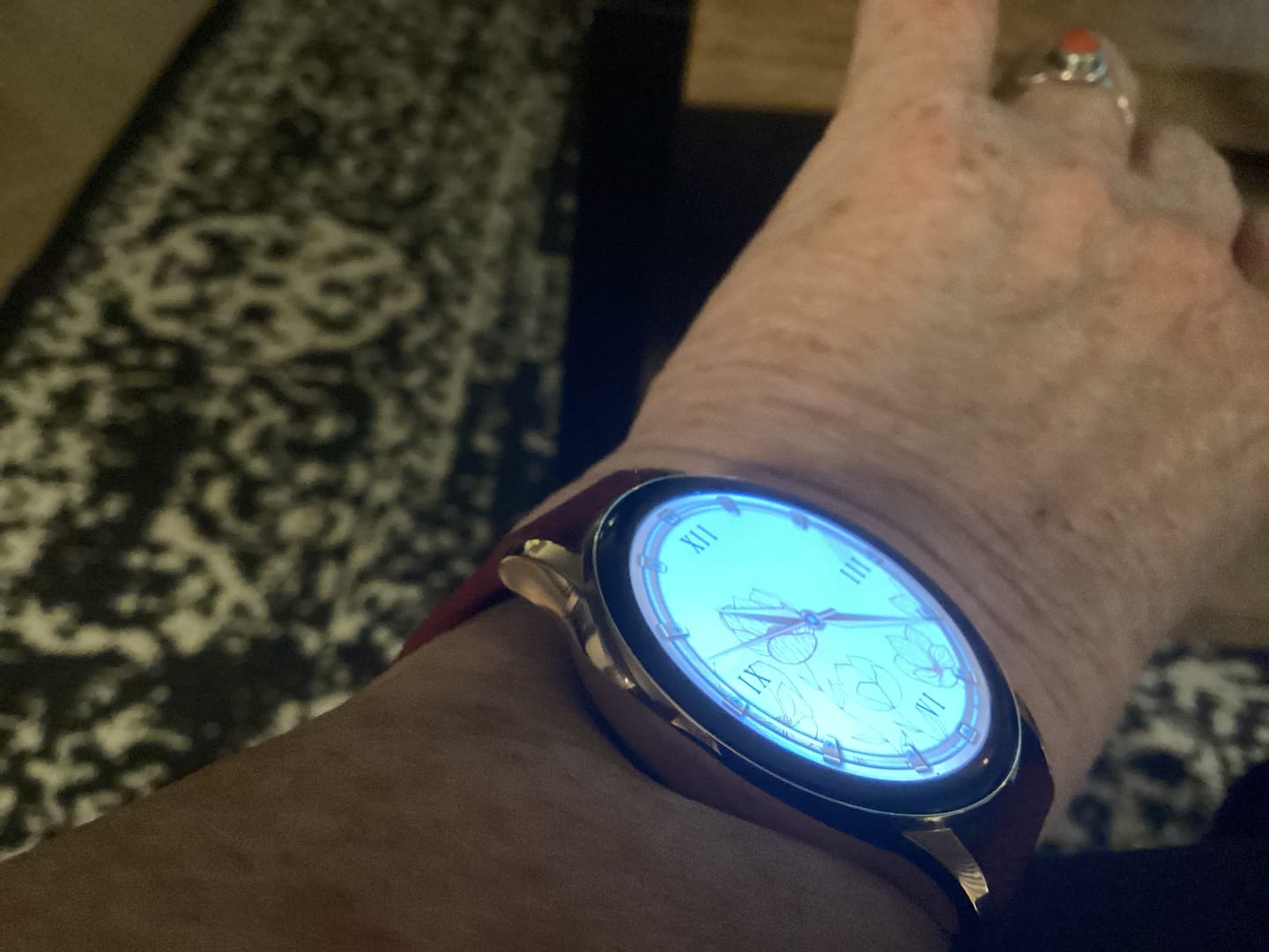 Customer photo review of Siltcon® Auréa Smartwatch Dames Goud