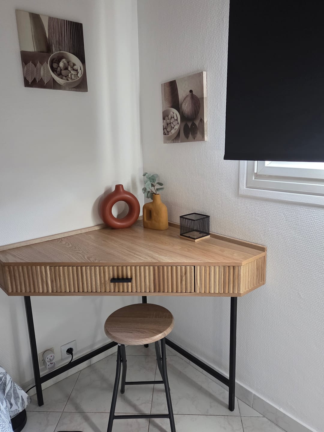 Customer photo review of SETO - Bureau d'angle en bois et métal 1 tiroir