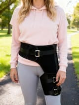 Customer photo review of Elbow Pads with Compression Straps Prevent Elbow Injury – 2 Pack