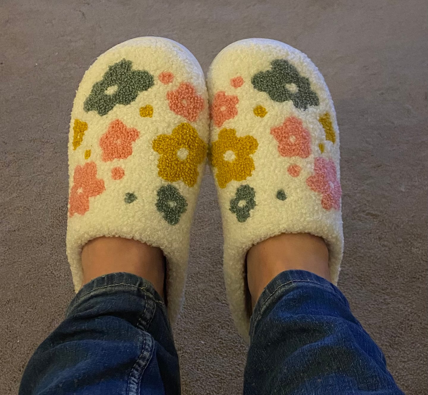 Customer photo review of Livia Flower Slippers