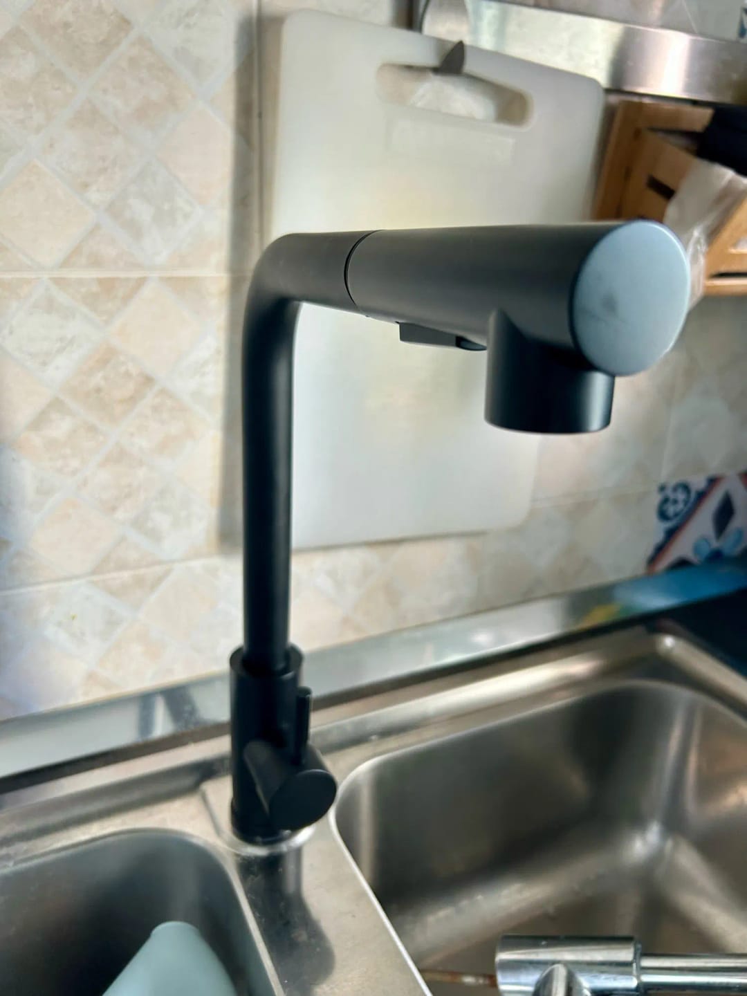 Customer photo review of Faaborg - Pull-Out Kitchen Faucet
