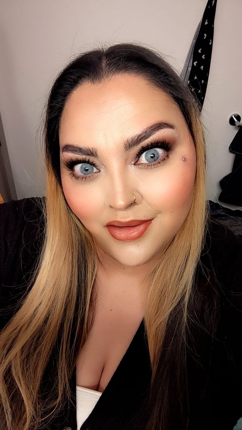 Customer photo review of Clover Blue Prescription Colored Contact Lenses