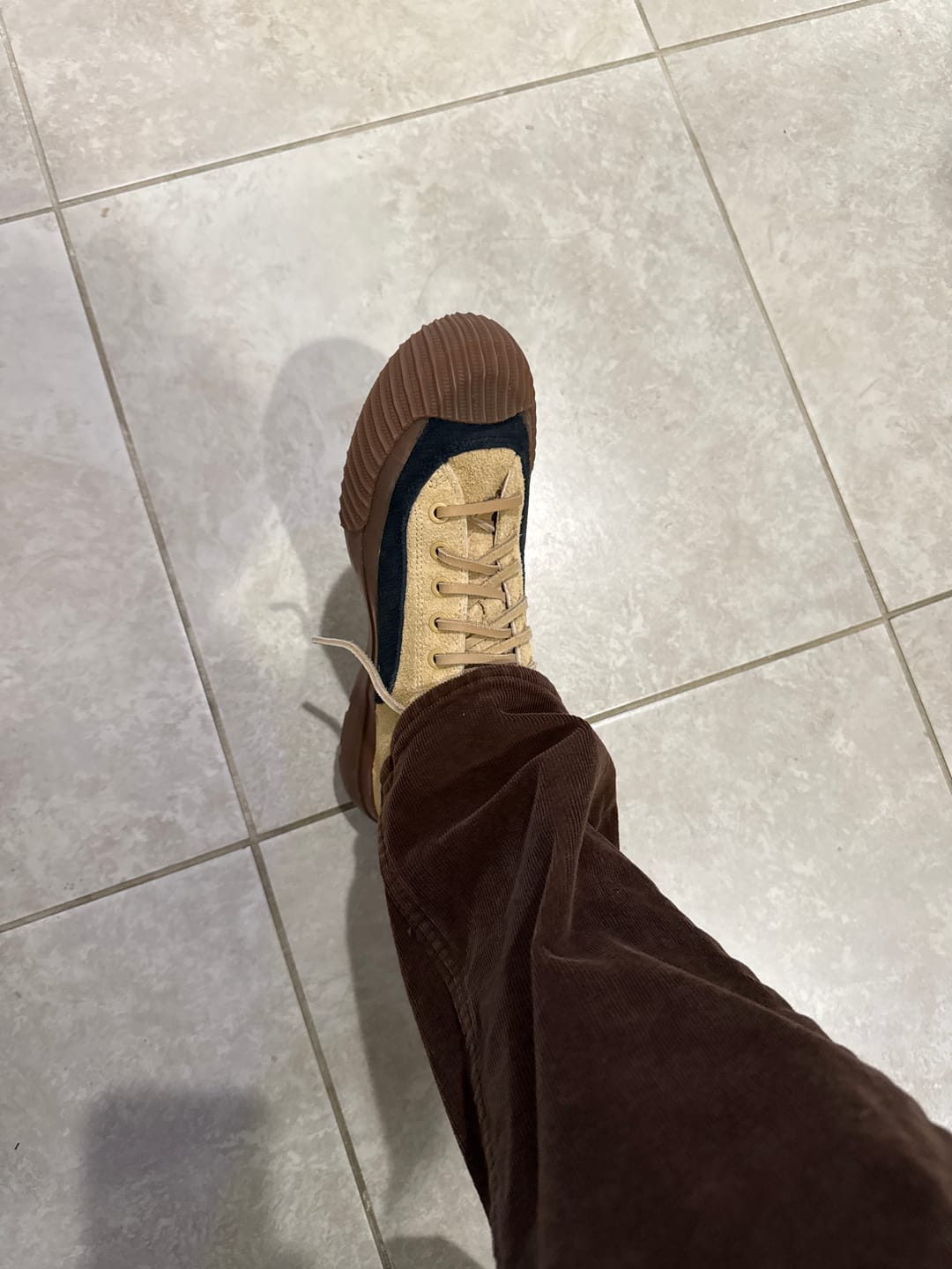 Customer photo review of Grounder Low-Top Wheat/Gum