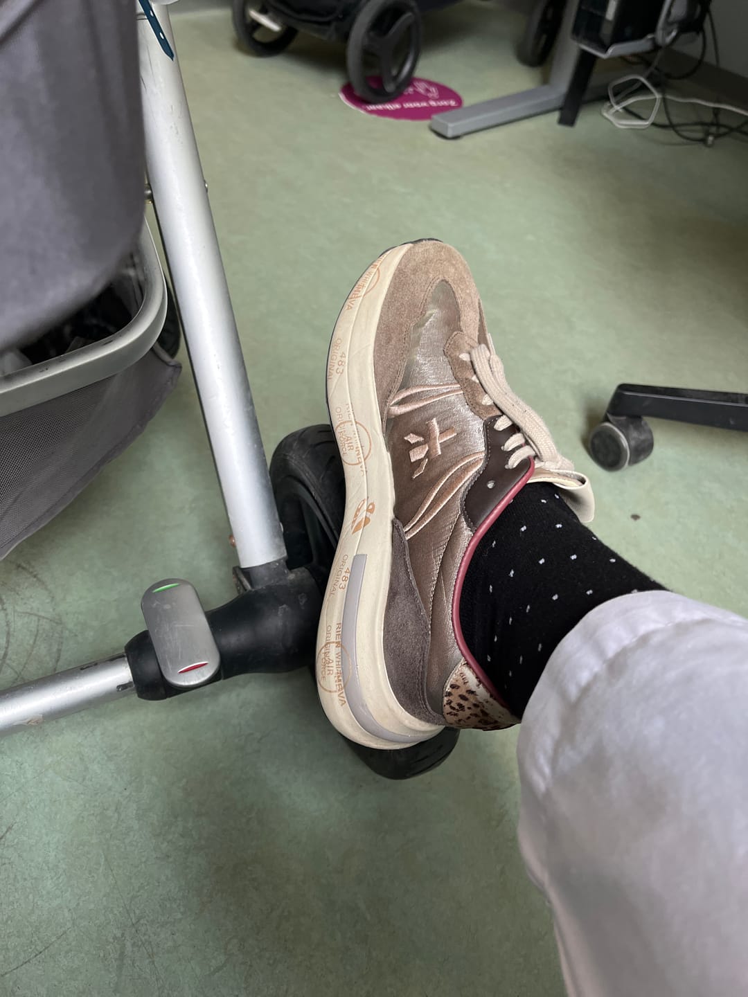 Customer photo review of Essential Compression Socks Soft Blue