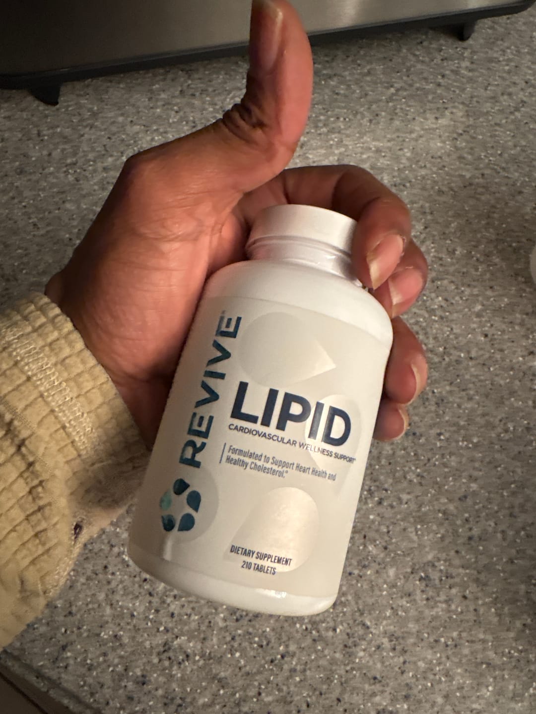 Customer photo review of Lipid