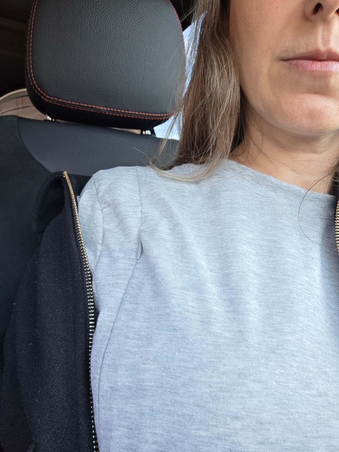 Customer photo review of Playera manga larga con cierres •Gris jaspe•