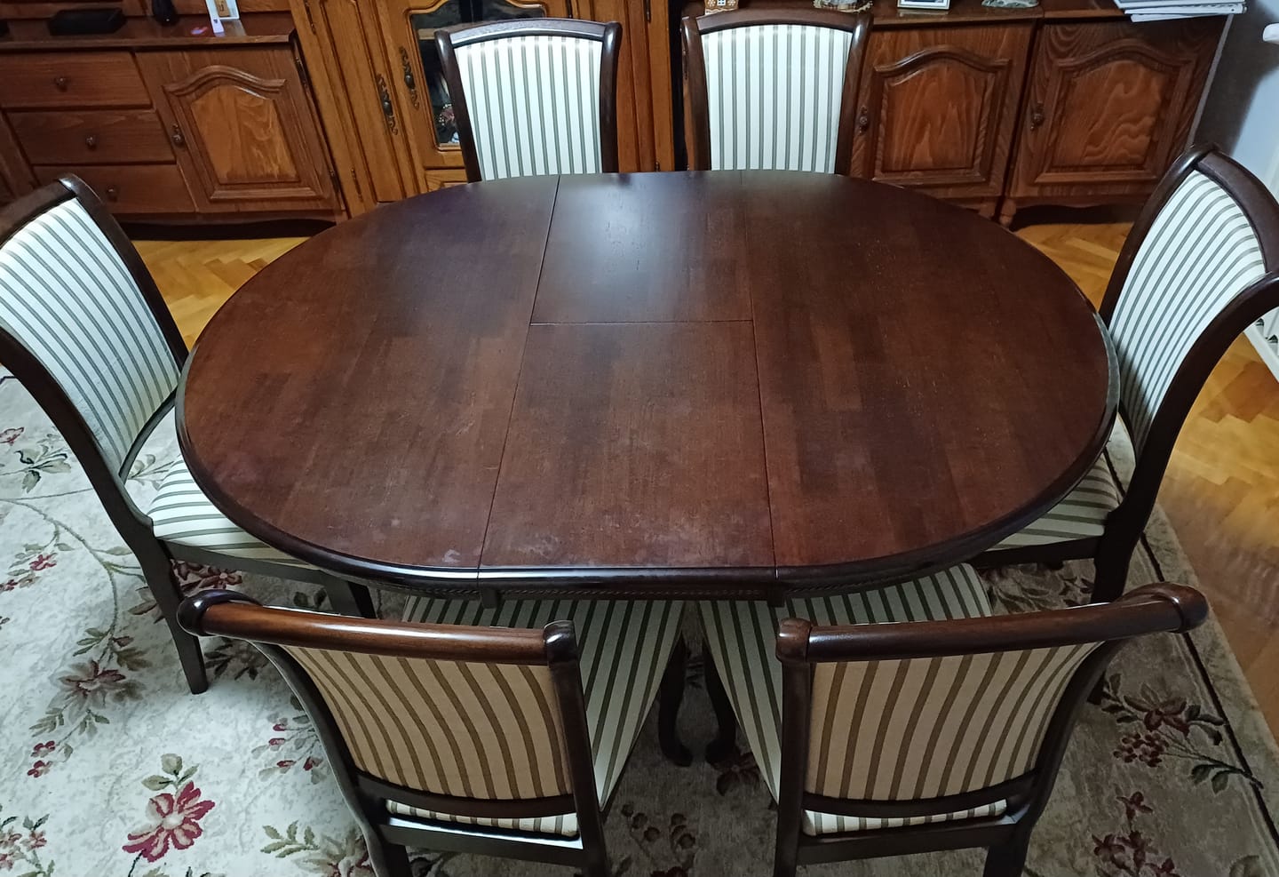 Customer photo review of Scaun MN-SC, bej lucios/nuc inchis, stofa/lemn, 45x42x96 cm