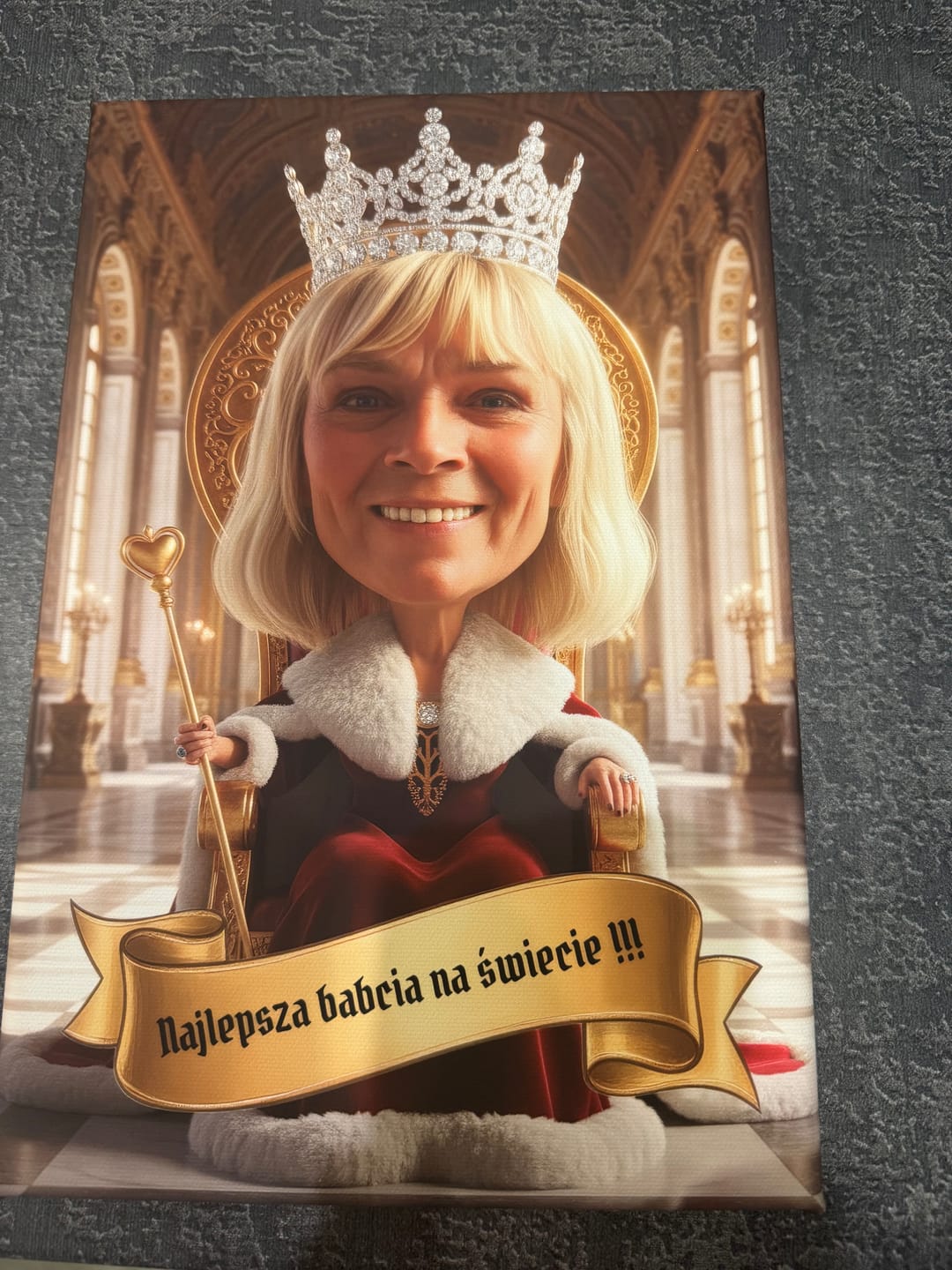 Customer photo review of Babcia Królowa Rodziny  - Karykatura ze zdjęcia