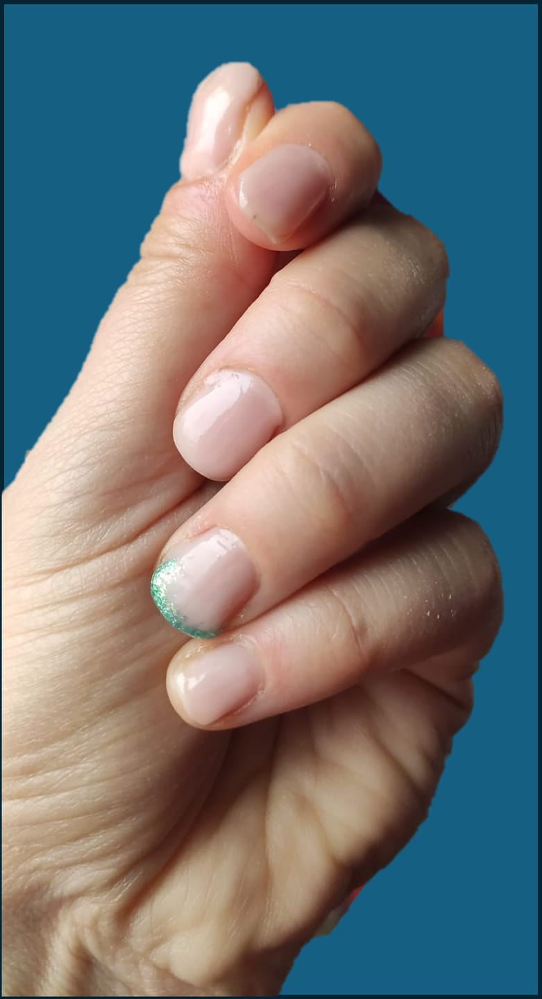 Customer photo review of MONOLITE Fiber base Soak Off NUDE PINK - LCI