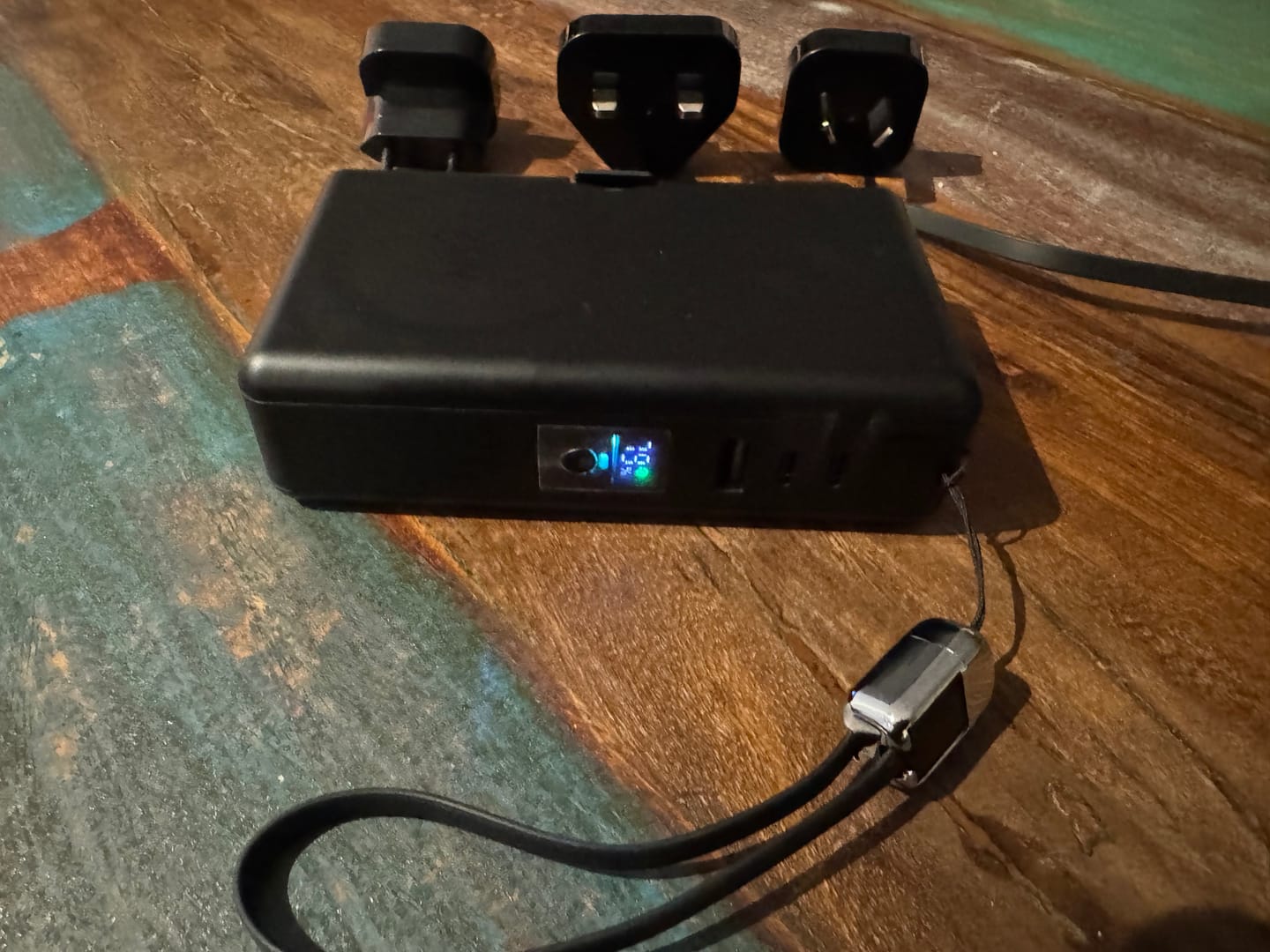Customer photo review of PowerPack ampere'SI Next Generation 8 - Travel Power Bank 20,000mAh