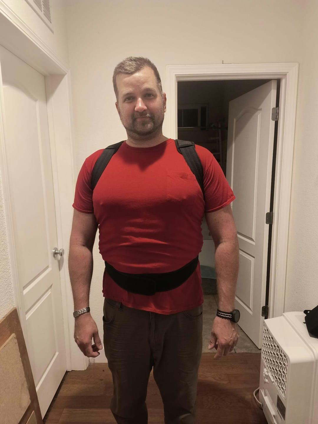 Customer photo review of Elbow Pads with Compression Straps Prevent Elbow Injury – 2 Pack