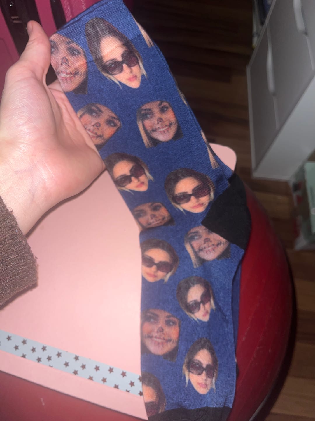 Customer photo review of Eure Fotos - Personalisierte Socken mit Fotoupload von euren Gesichtern für Freunde und Familie