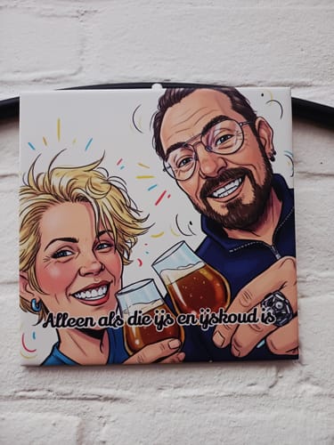 Customer photo review of Jouw Foto in Karikatuur Stijl - Gepersonaliseerde Tegel