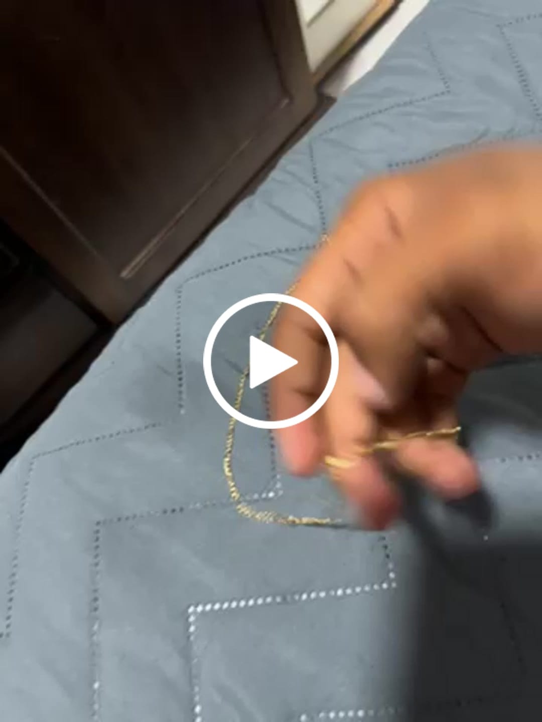 Customer video review of Cadena Fígaro en Oro laminado 18k Para Caballero
