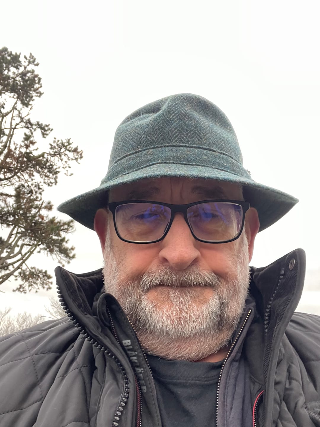Customer photo review of Walking Hat Tweed