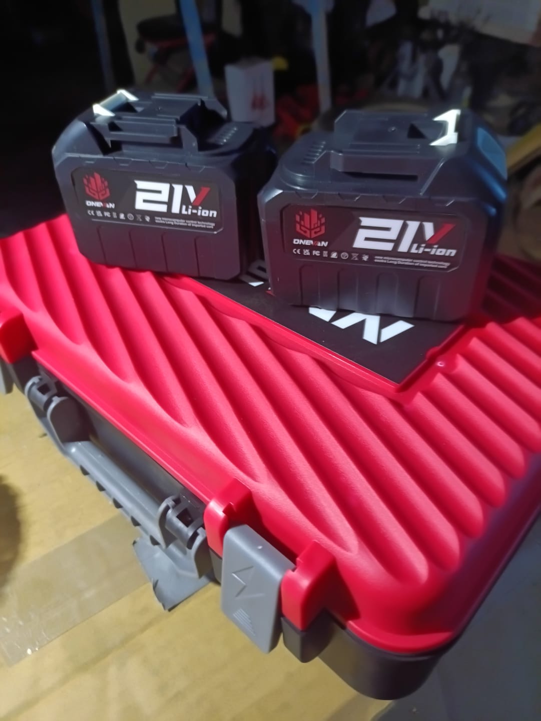 Customer photo review of ONEVAN 1/2" 2800N·m Brushless Cordless Impact Wrench(928VF Battery Upgrade – Long Lasting Power) | For Makita 18V Battery