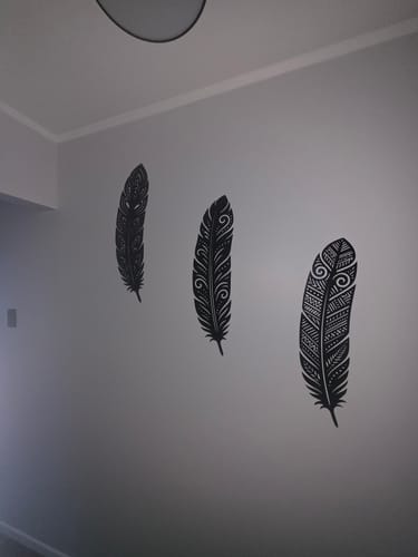 Customer photo review of Detailed Huia Feather Trio