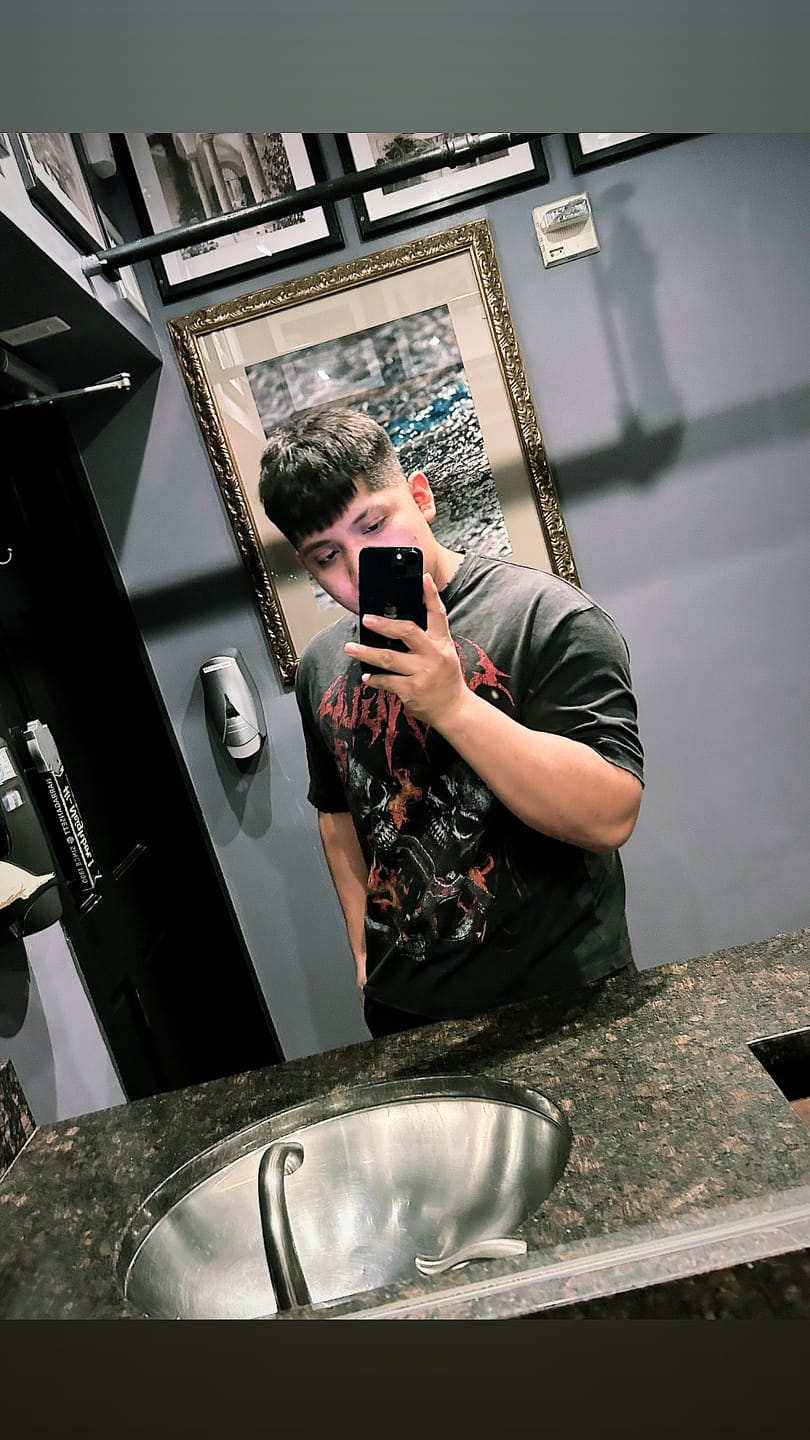 Customer photo review of 4103 - Cars & Curls - Tees