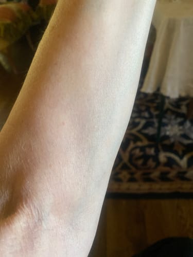 Customer photo review of Besque® Magic Body Oil - Unscented