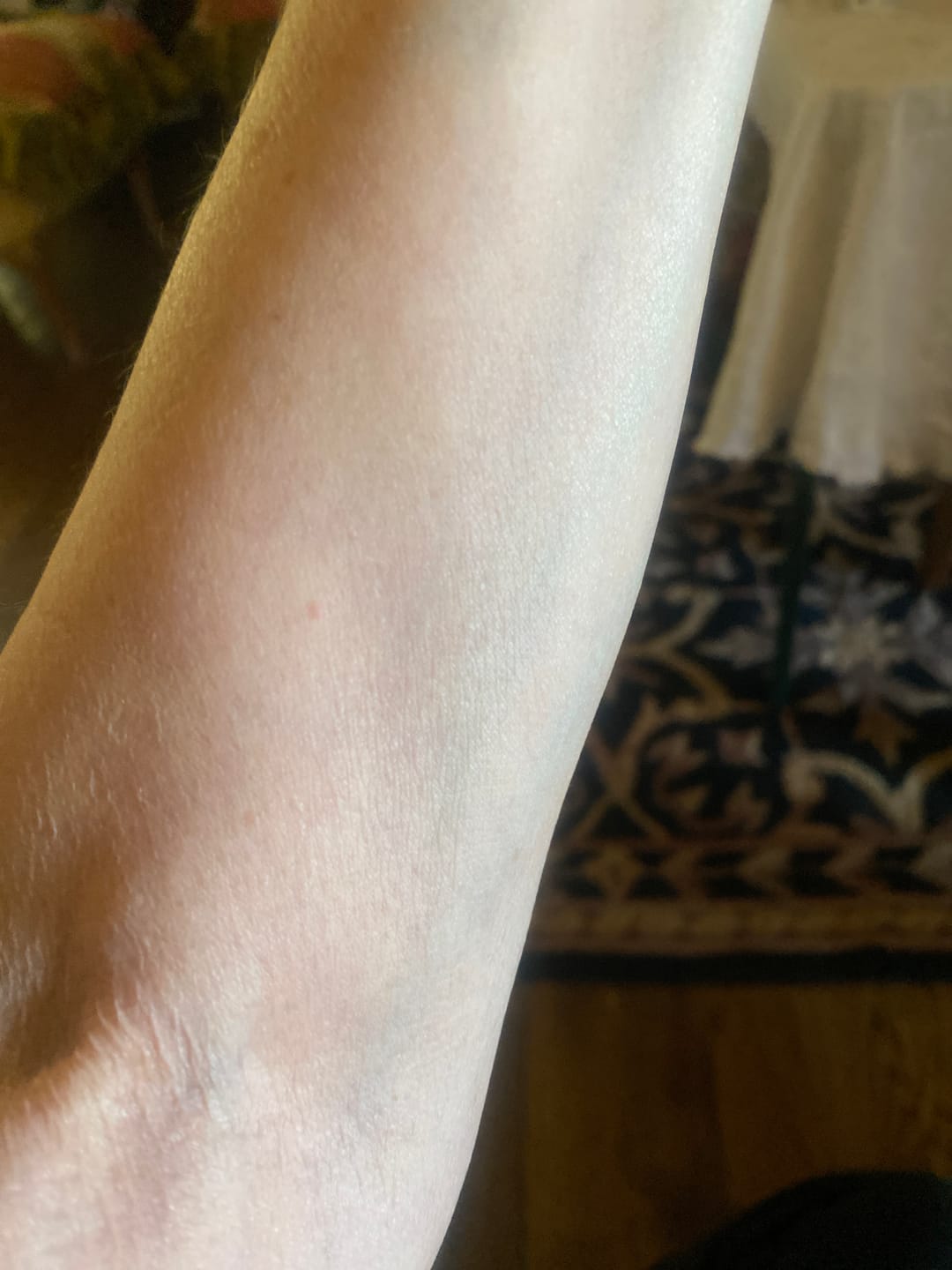 Customer photo review of Besque® Magic Body Oil - Unscented