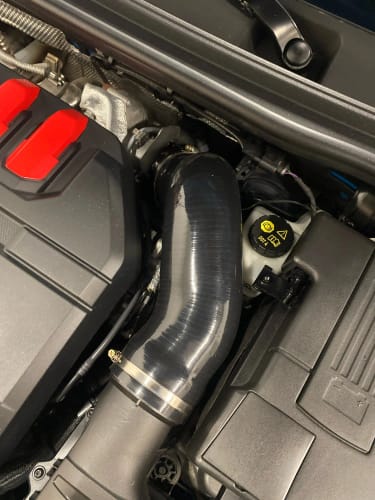 Customer photo review of Turbo Intake Hose for Golf MK8 R / GTI CS / Audi S3 8Y EA888 Gen4