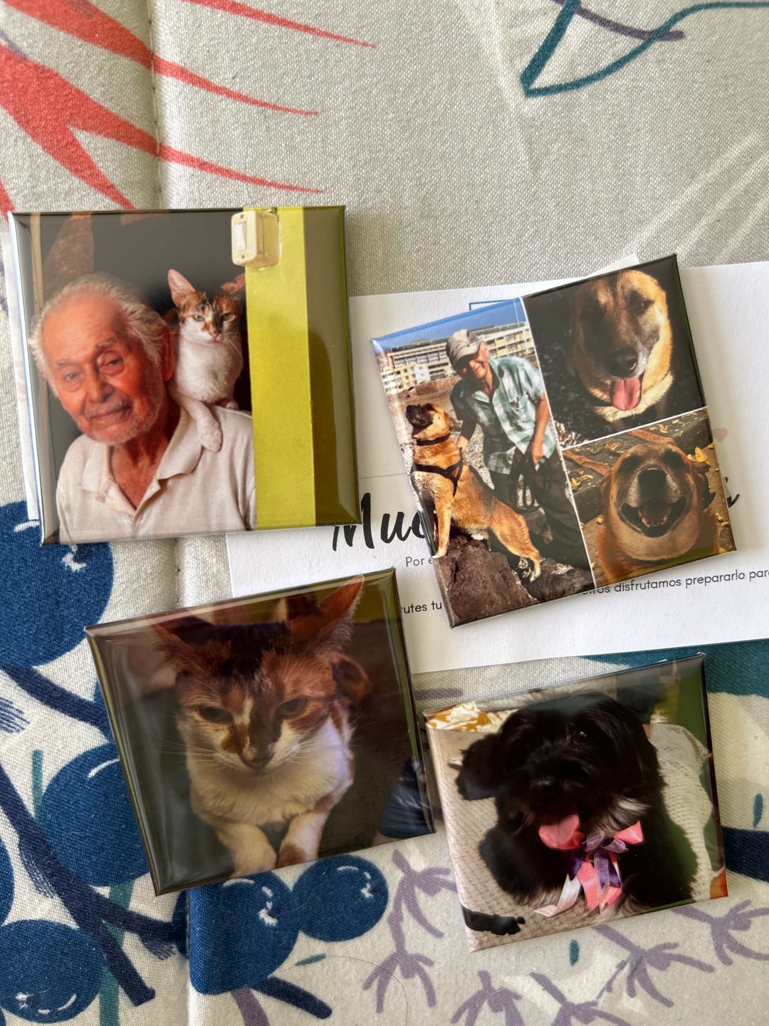 Customer photo review of Pack 9 Imanes personalizados Cuadrados