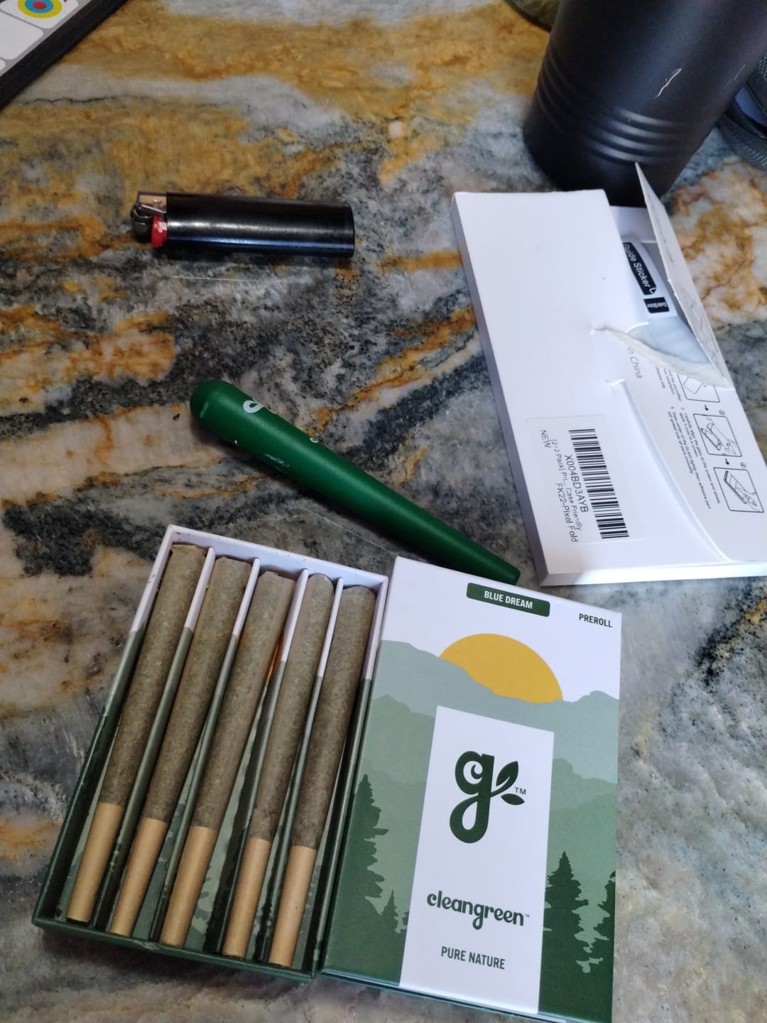 Customer photo review of Blue Dream Pre Roll 1 Gram - 6ct.