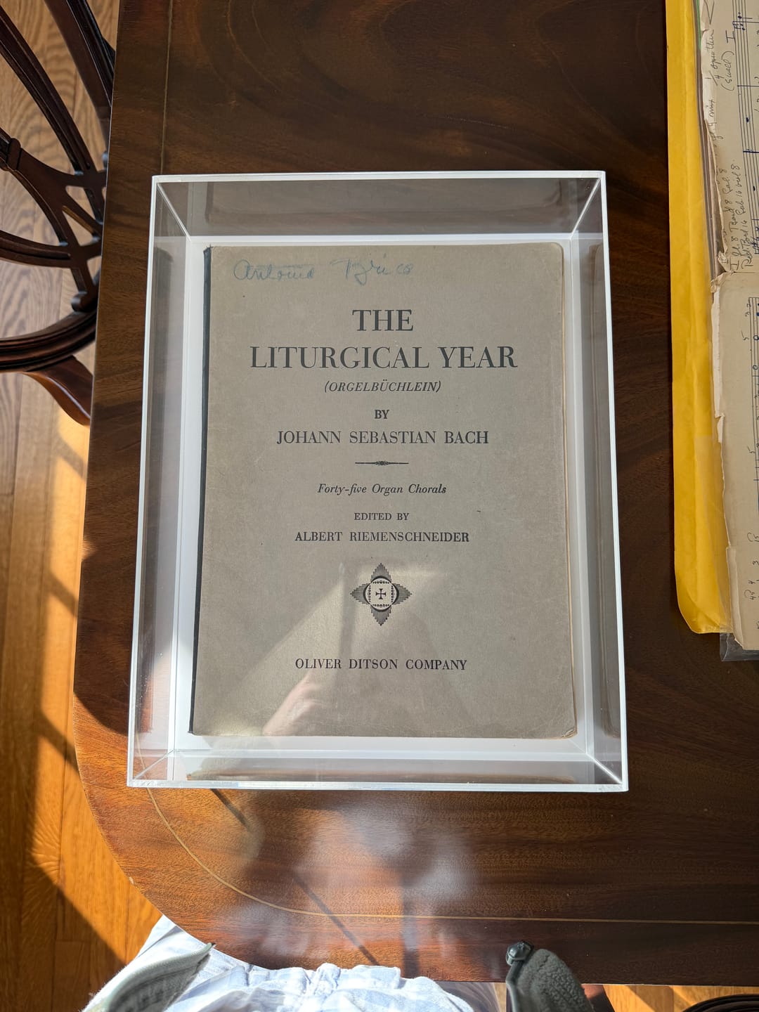 Customer photo review of Acrylic Flat Base Book Display Cases