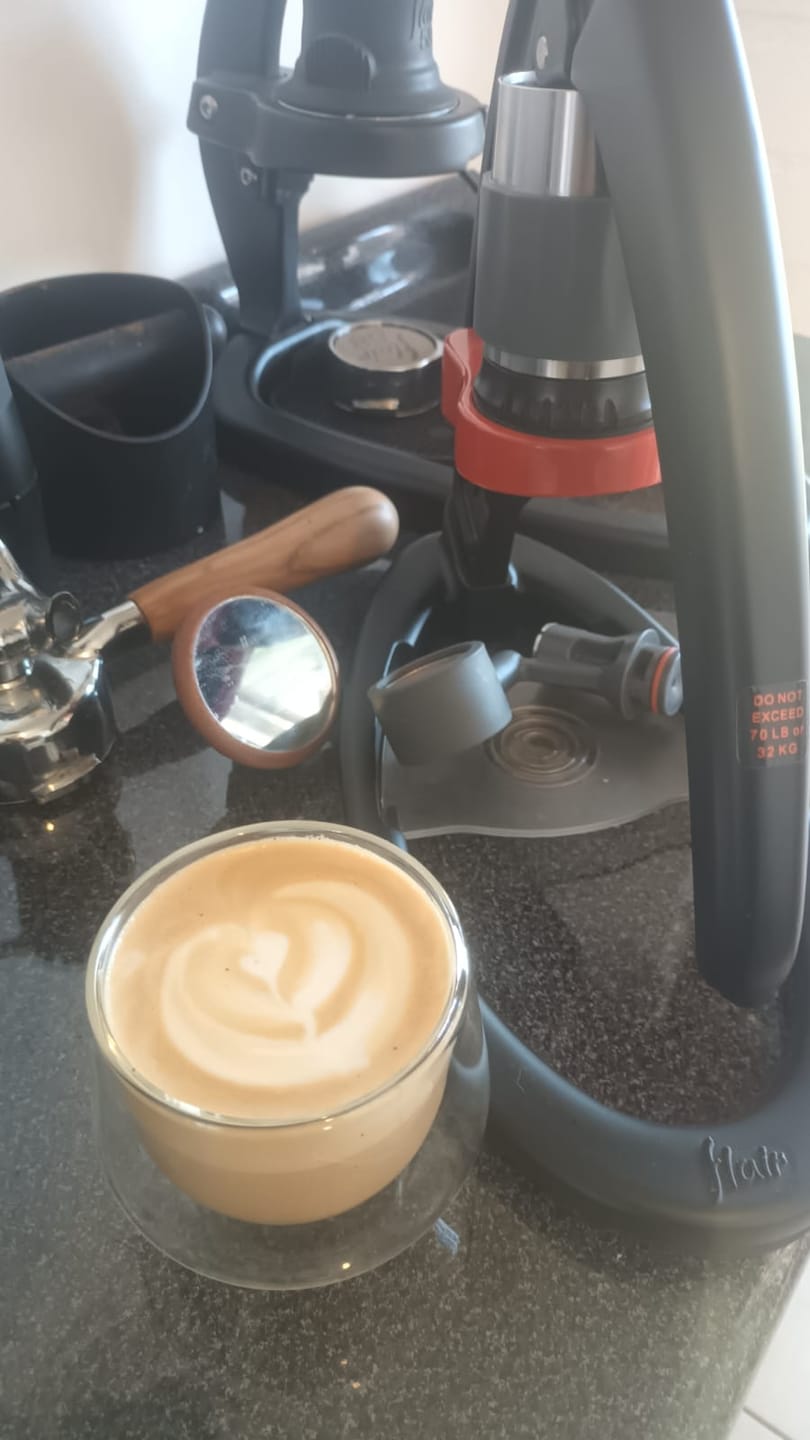 Customer photo review of Set 2 Tazas Geometric 250 ML