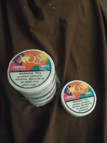 Customer photo review of Tropical Nicotine Pouches